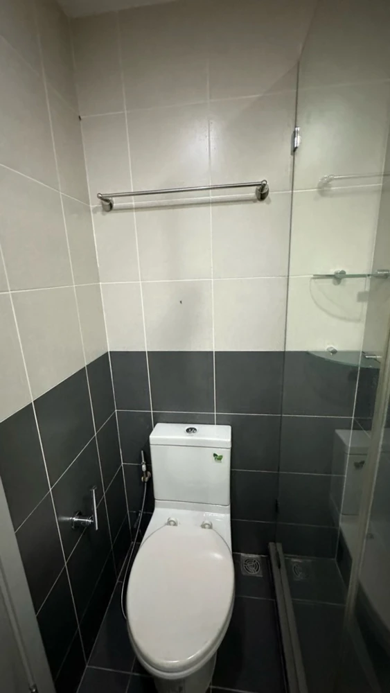For rent: Ideo Mobi Charan-Interchange. A comfortable room, just bring your bags and move in! Don't miss out!