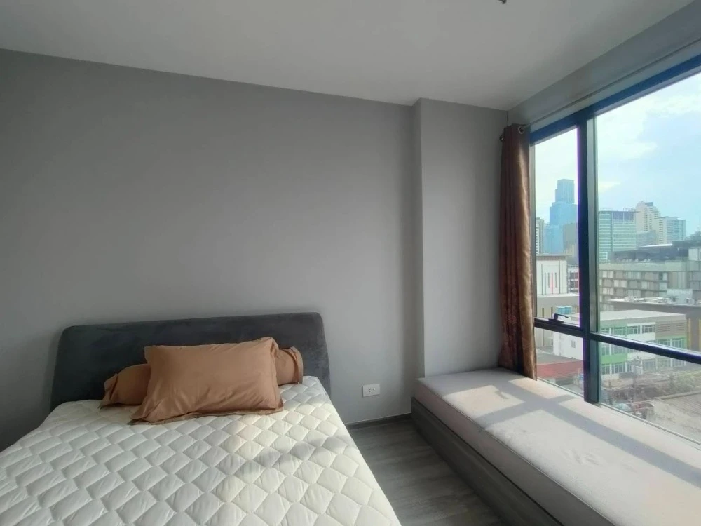 For rent: Ideo Mobi Rangnam, fully furnished and comfortable unit. Book now! Don't wait!