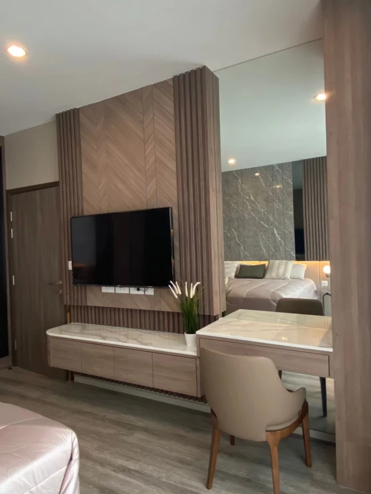 For rent: Ideo Mobi Sukhumvit 66, 2 bedrooms, spacious living area, high-quality built-in furniture. Book now!