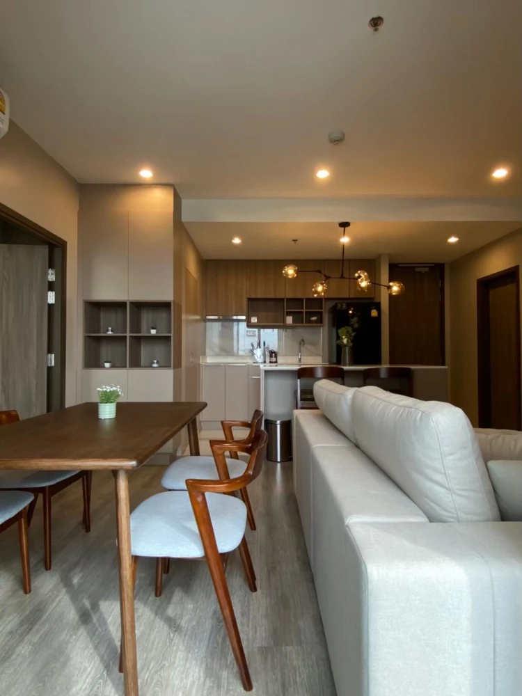 For rent: Ideo Mobi Sukhumvit 66, 2 bedrooms, spacious living area, high-quality built-in furniture. Book now!