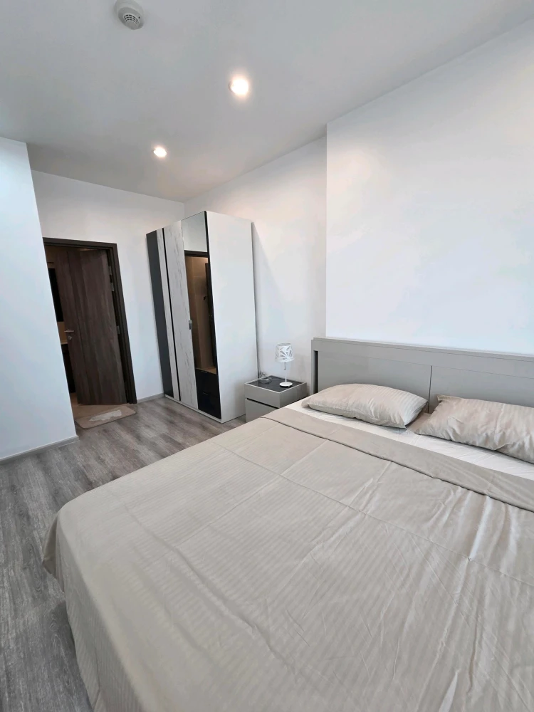 For rent: Ideo Mobi Sukhumvit 66. A lovely room with complete furnishings. Book now!