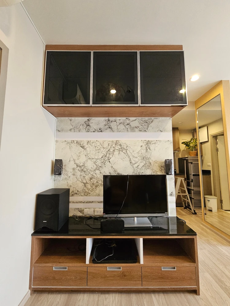 For rent: Ideo Mobi Sukhumvit East Point, 8th floor, fully furnished, ready to move in. Reserve now before it's too late.