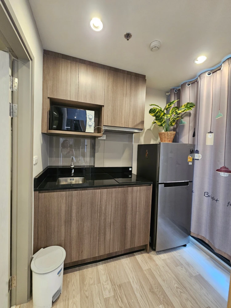 For rent: Ideo Mobi Sukhumvit East Point, 8th floor, fully furnished, ready to move in. Reserve now before it's too late.