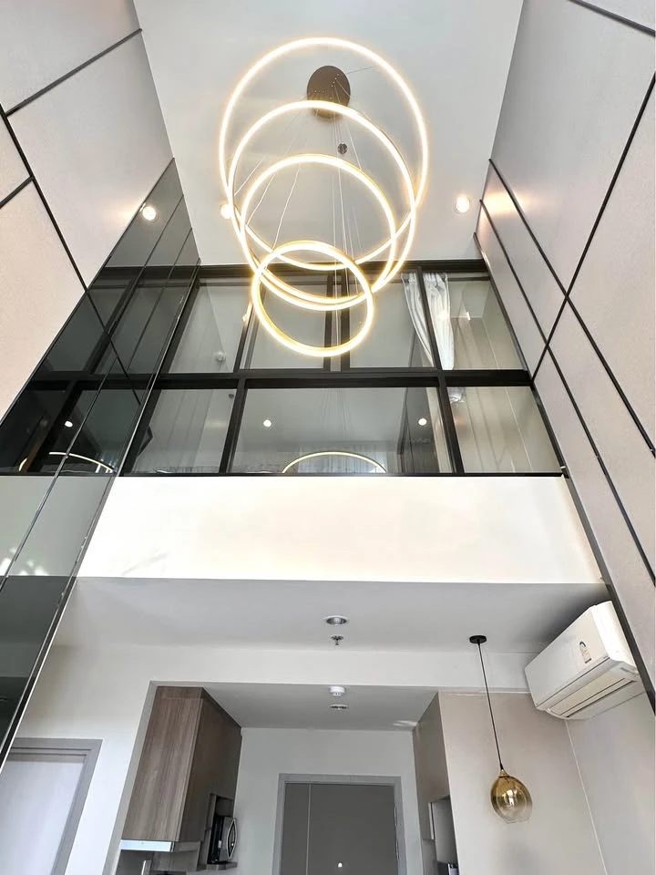 For rent: IDEO MOBI SUKHUMVIT EAST POINT, duplex unit located on the 11th-12th floor, fully furnished. Book now!