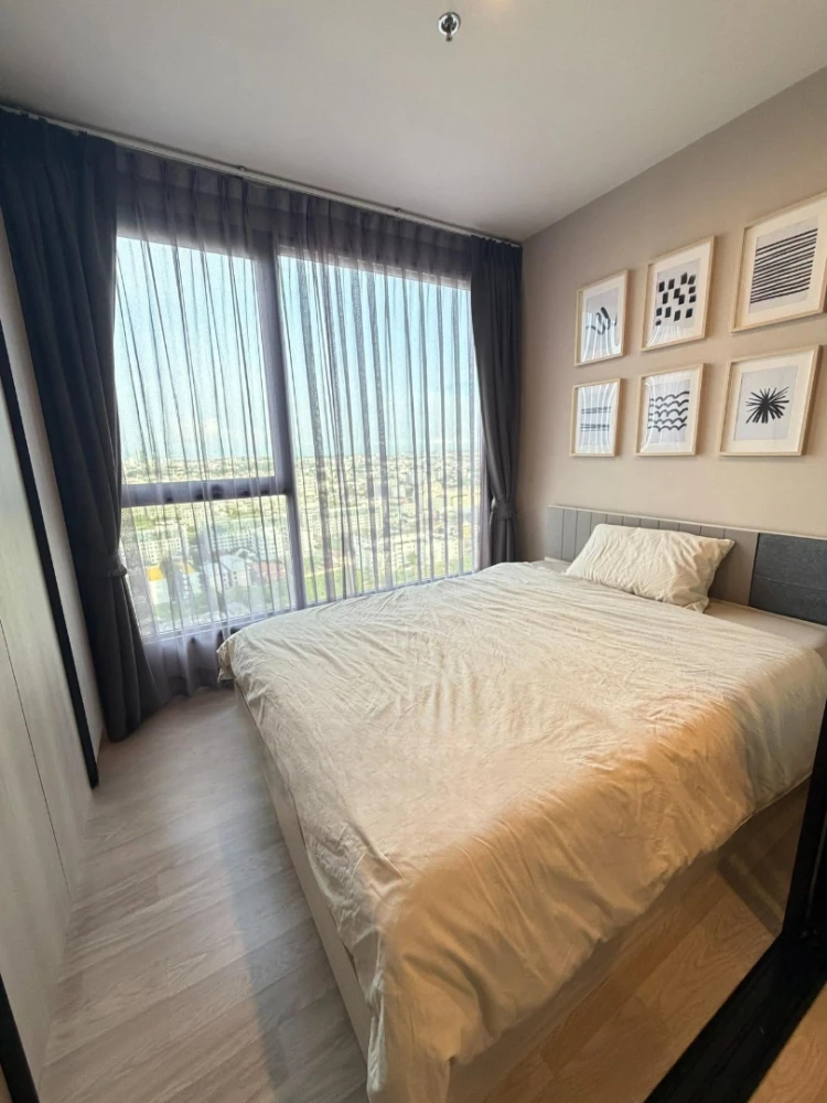 For rent: Ideo Mobi Sukhumvit East Point, very high floor unit, fully furnished. Don't miss out! images