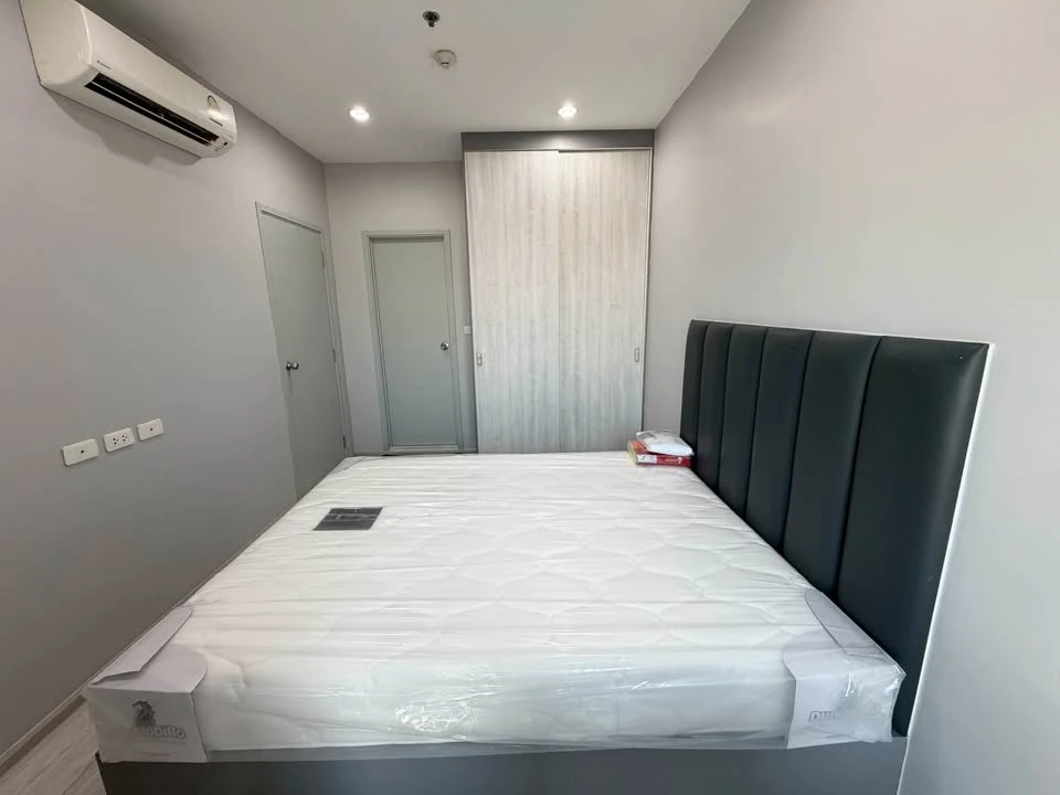 For rent: Ideo Mobi Sukhumvit Eastgate, 23rd floor, fully furnished, very livable. Book now!