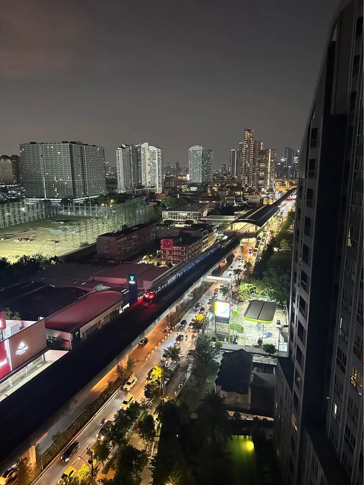 ให้เช่า Ideo Mobi Sukhumvit Eastgate ห้องพร้อมอยู่ บิ้วอินภายในอย่างดี อย่าพลาดกดจองก่อนหมด!!