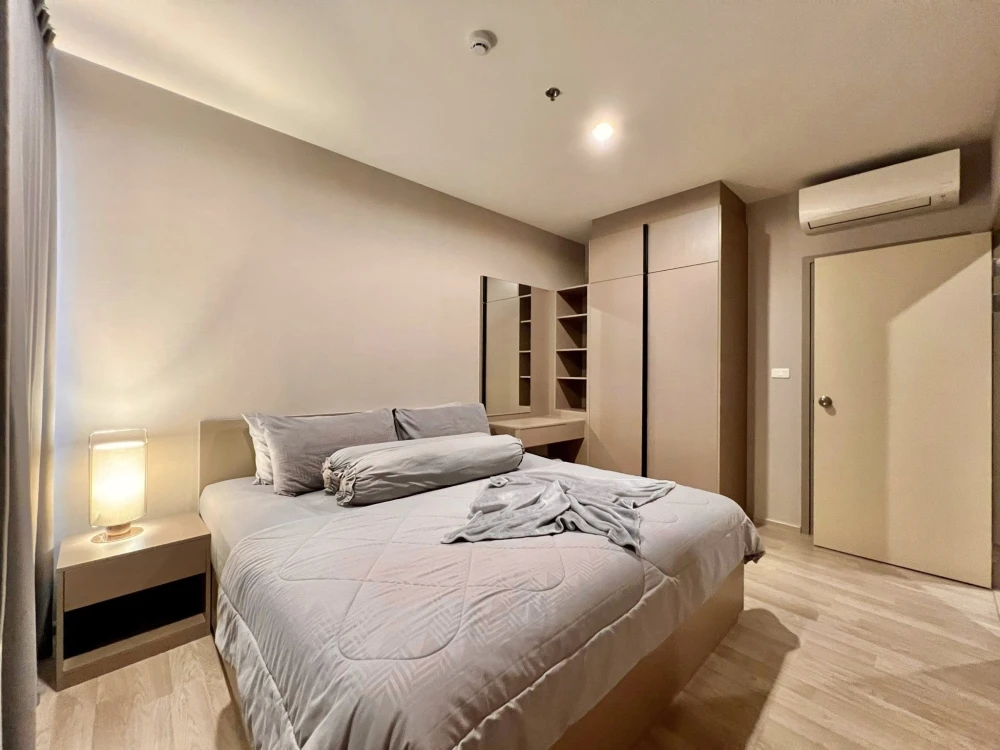 For rent: IDEO Mobi Sukhumvit Eastpoint, nice room, wide balcony, beautiful view. If you don't book, you'll regret it later.
