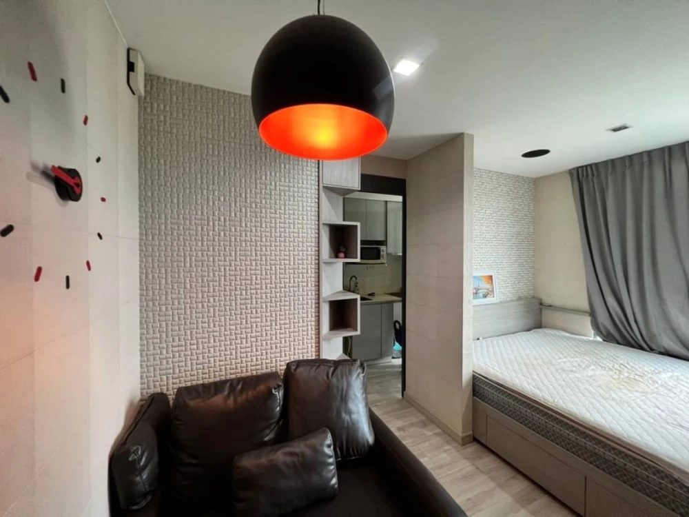 For rent: Ideo Mobi Sukhumvit, 8th floor, nice room, fully furnished, reserve now!