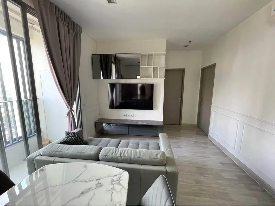 For rent: Ideo Mobi Sukhumvit, ready to move in, fully furnished, high floor, spacious, reserve now!