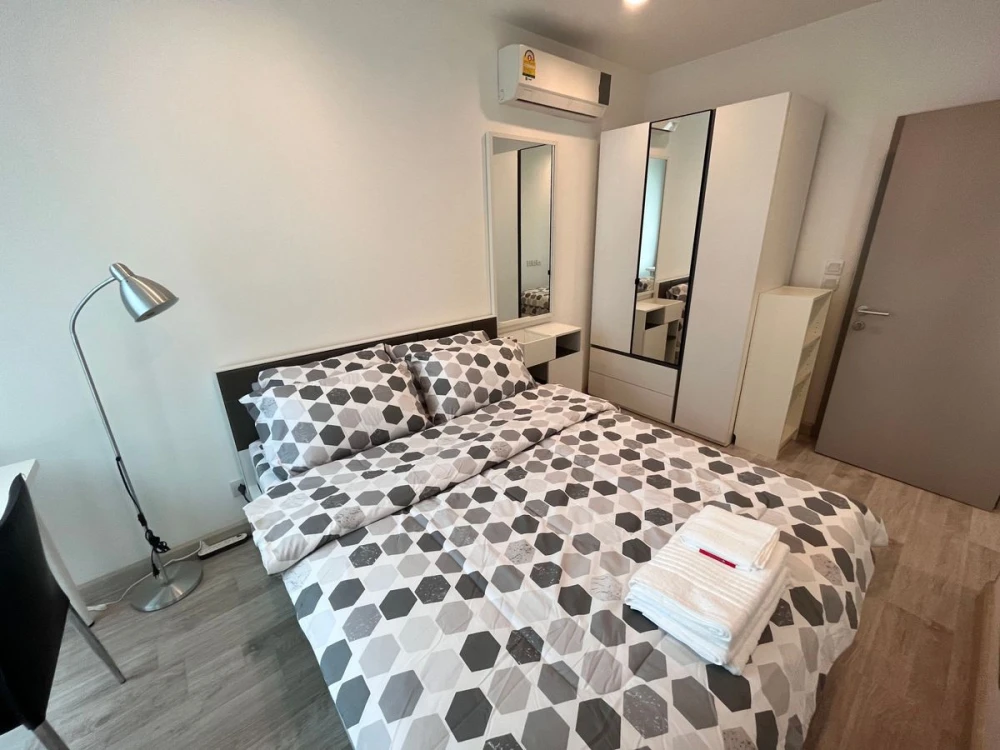 For rent: Ideo Mobi Sukhumvit, beautiful room, fully furnished, ready to move in. Book now!