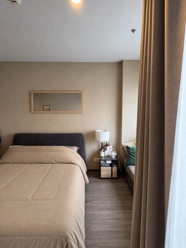 For Rent: IDEO Mobi Rangnam. Features a view of Soi Rangnam and comes fully furnished with all appliances—just bring your suitcase and move right in.