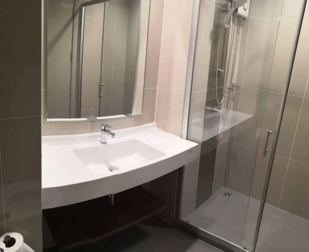 For rent: Ideo New Rama 9, 4th floor, fully furnished unit, ready to move in. Book now!