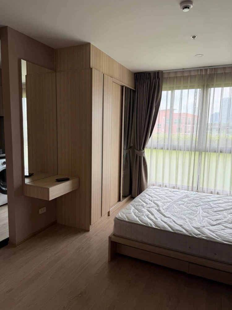 For rent: Ideo O2 Fully Furnished condo with all appliances included, ready to move in.