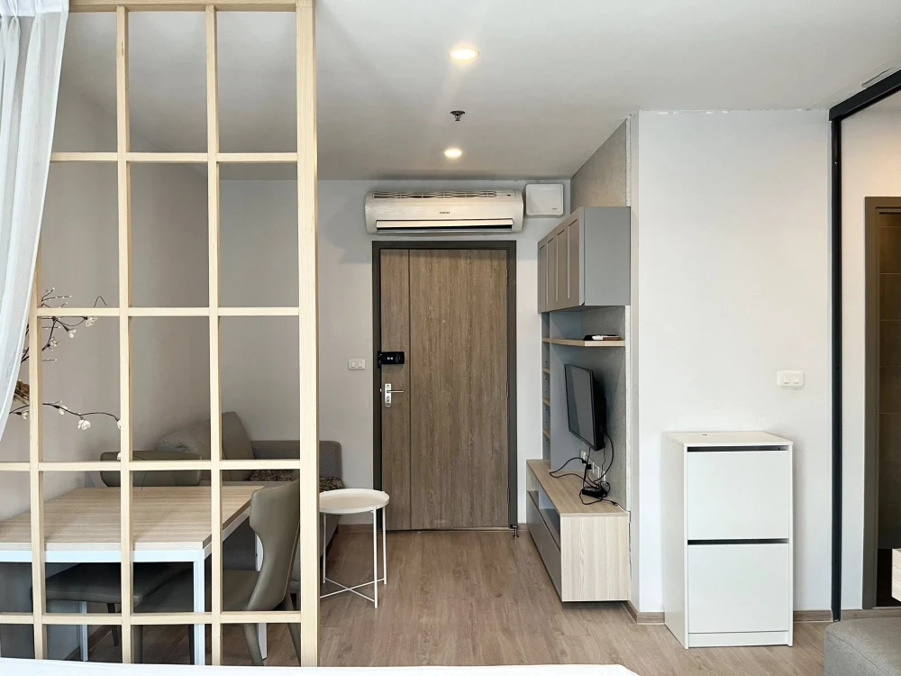 For rent Ideo o2, very high floor room, sunset view, fully furnished, comfortable atmosphere, must book now.