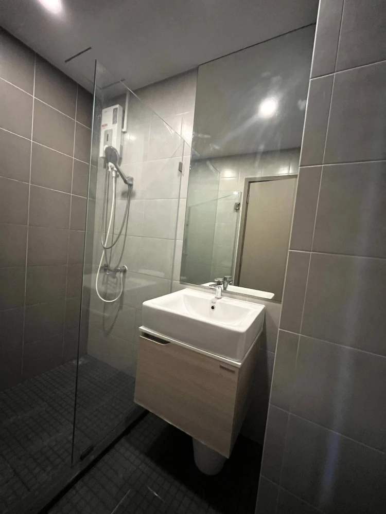 For rent Ideo o2, very high floor room, sunset view, fully furnished, comfortable atmosphere, must book now.