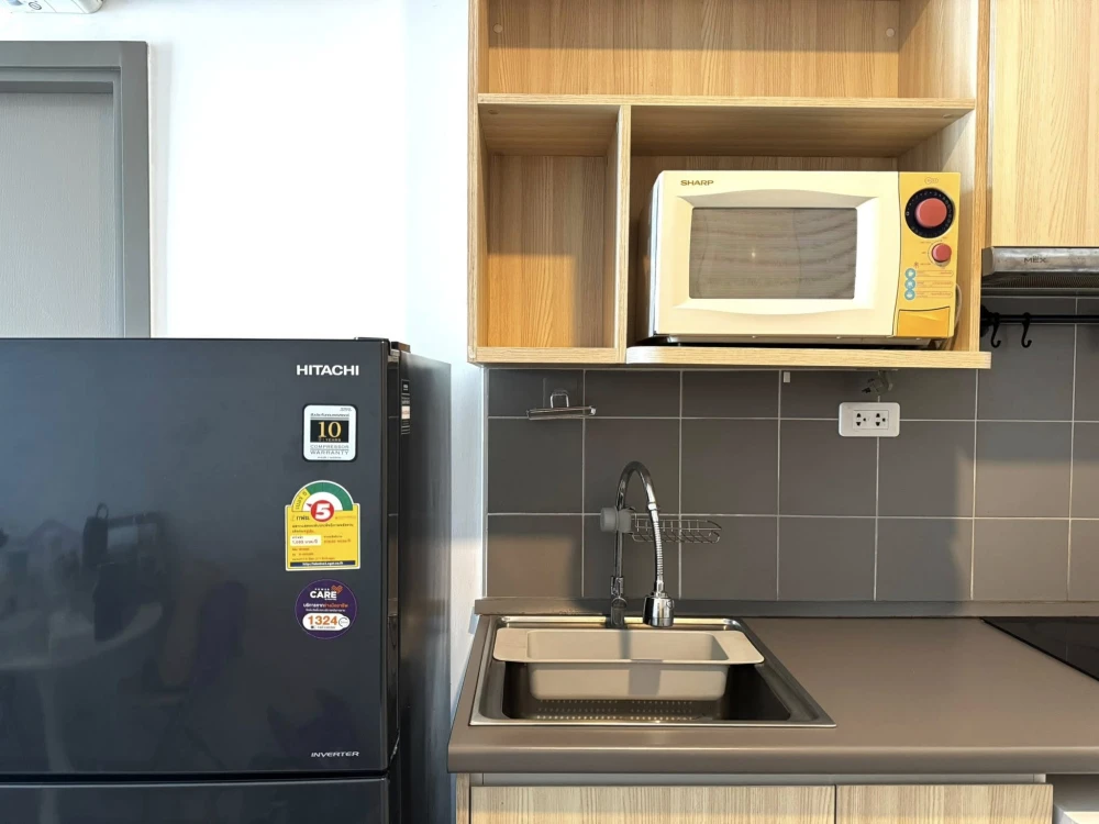 ให้เช่า IDEO O2 ห้องอยู่ชั้นสูงมากๆ วิวห้องหันไปทางวิวโค้งแม่น้ำเจ้าพระยา มีเฟอร์นิเจอร์และเครื่องใช้ไฟฟ้าครบ จองเลย