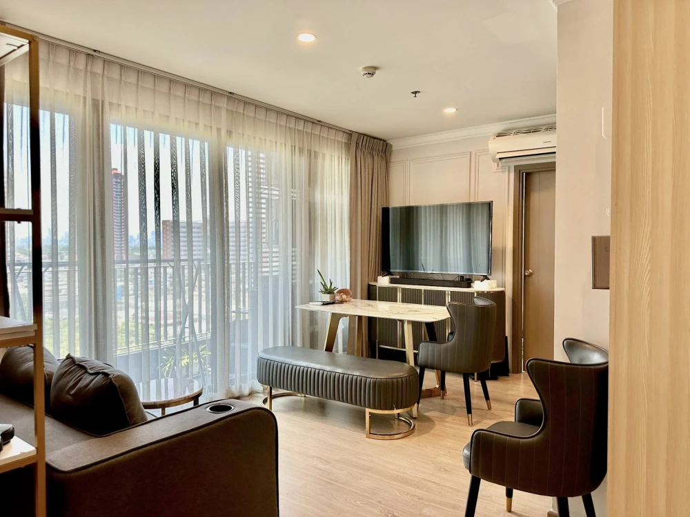 For rent: Ideo O2 Building C, 9th floor, fully furnished. Don't miss out!