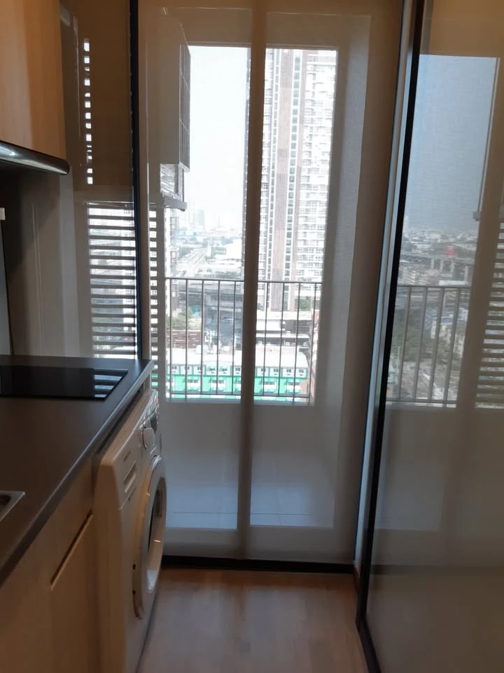 Ideo O2 for rent – ​​convenient location with easy access to the city center; fully furnished and ready to move in.