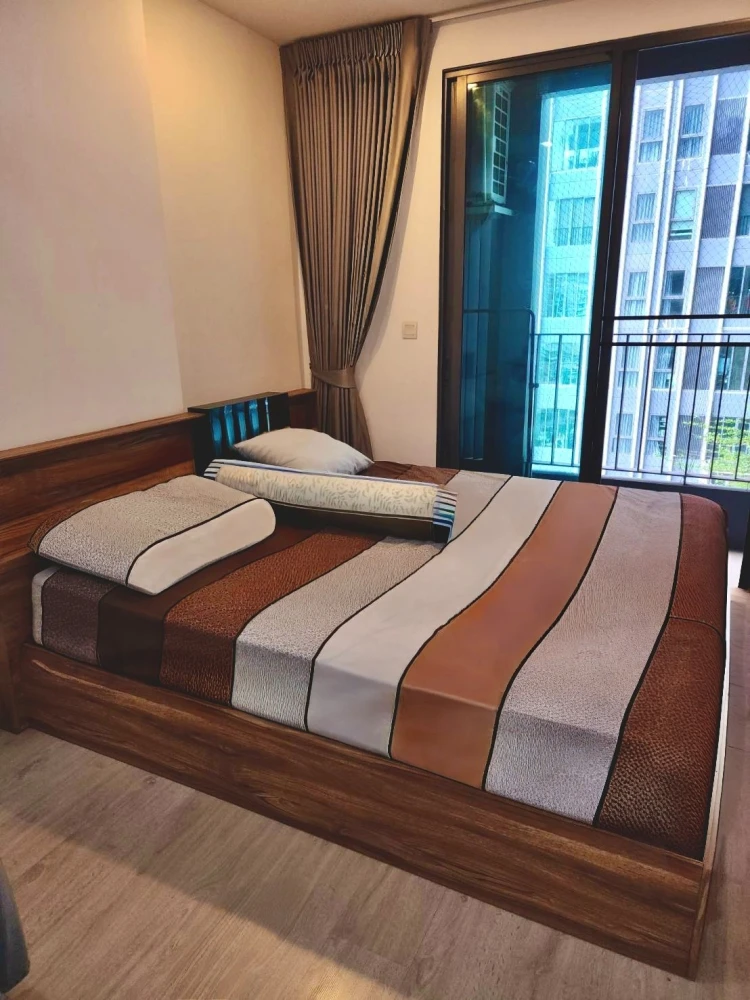 For rent: Ideo Q Chula–Samyan, 9th floor unit. Great location, fully furnished. You can't miss this opportunity!