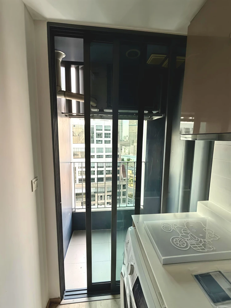 For rent: Ideo Q Chula–Samyan. Nice room, great location. Fully furnished with complete amenities. Book now!