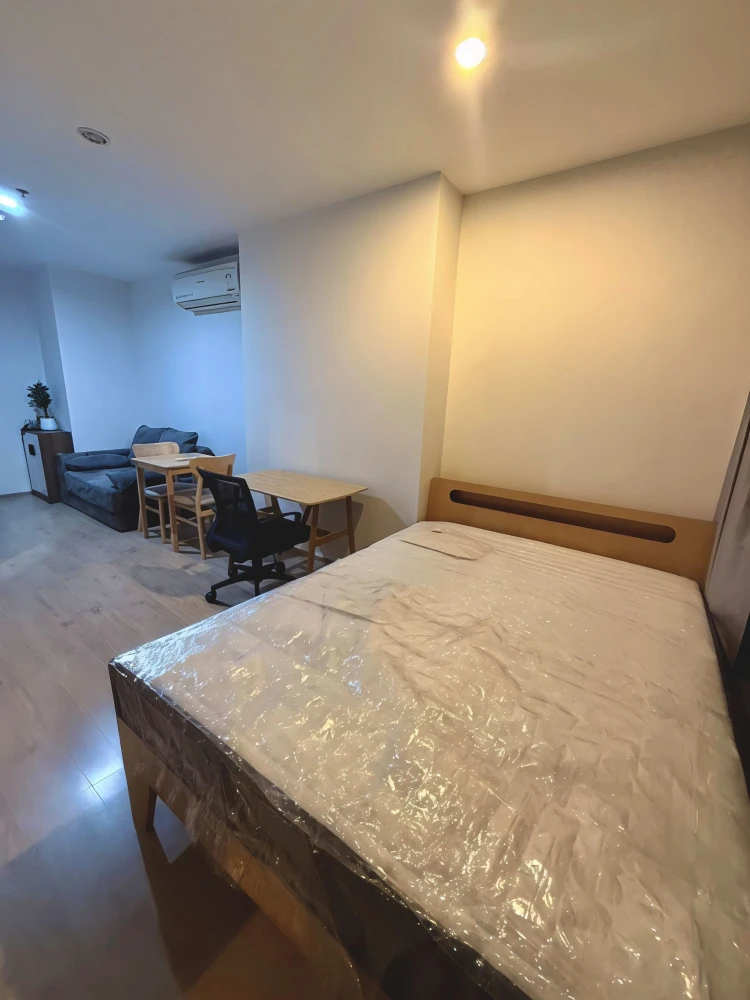 For rent: Ideo Q Chula–Samyan. Nice room, great location. Fully furnished with complete amenities. Book now!