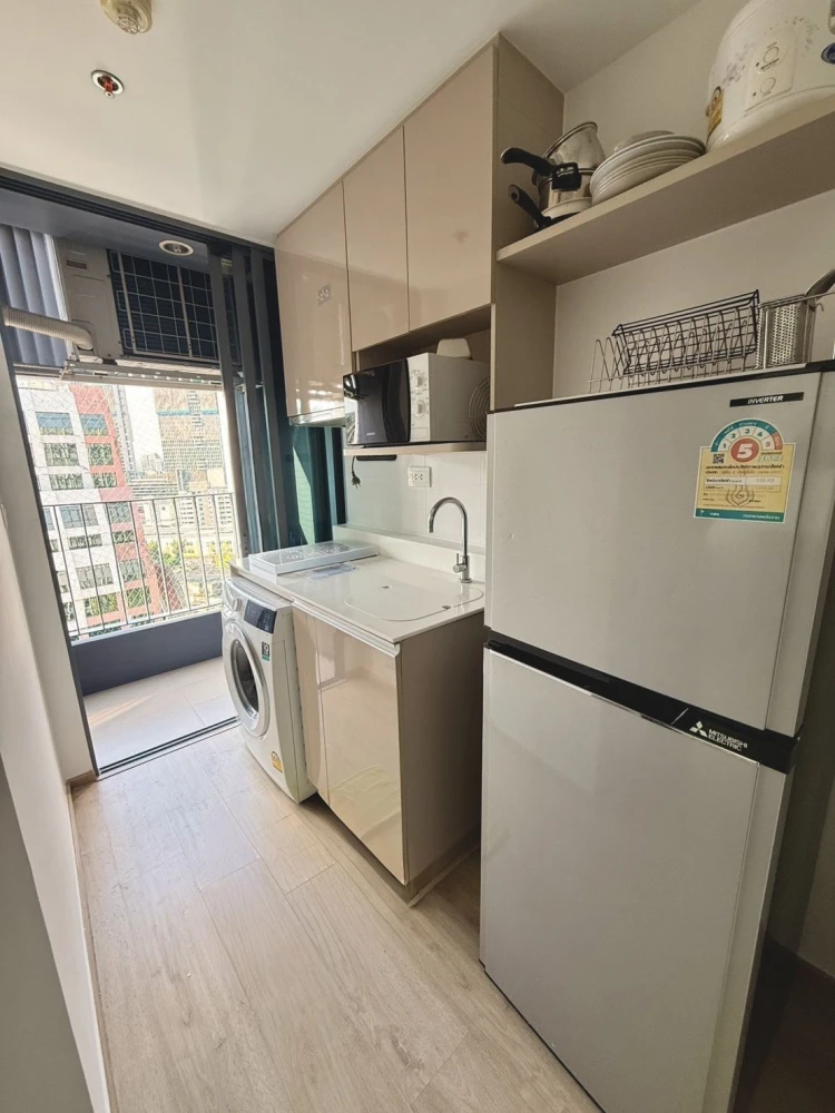 For rent: Ideo Q Chula–Samyan. Nice room, great location. Fully furnished with complete amenities. Book now!