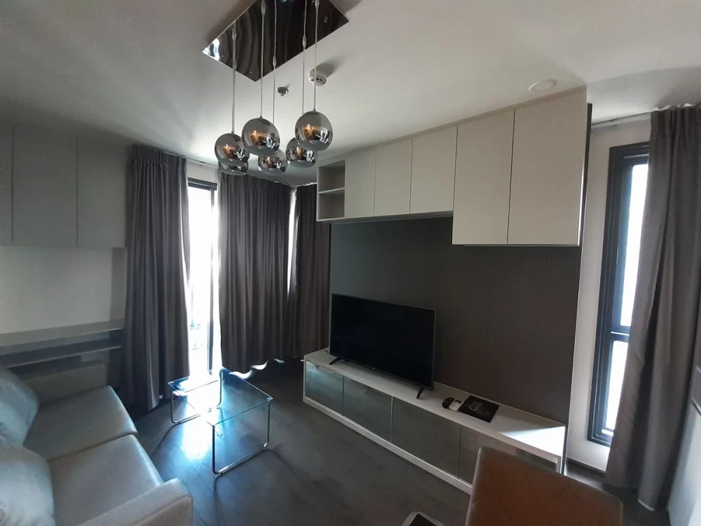 For rent: IDEO Q Siam–Ratchathewi, 2 bedrooms, corner unit, good location, fully furnished, reserve now!
