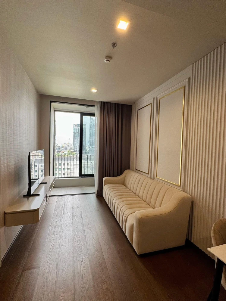For rent: Ideo Q Sukhumvit 36, built-in decoration, 11th floor, Sukhumvit city view and a large central garden. Reserve now!