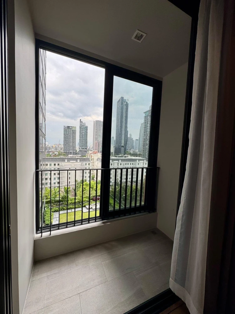 For rent: Ideo Q Sukhumvit 36, built-in decoration, 11th floor, Sukhumvit city view and a large central garden. Reserve now!