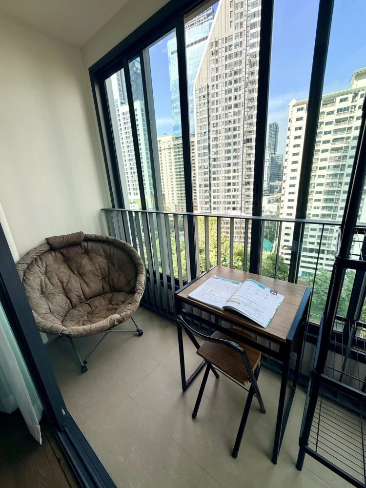ให้เช่า Ideo Q สยาม-ราชเทวี ห้องกว้างขวางมาก พื้นที่ใช้สอยเยอะเวอร์ แบบ 2 นอน 1 น้ำ มี ลิฟท์ส่วนตัว รีบจองเลย