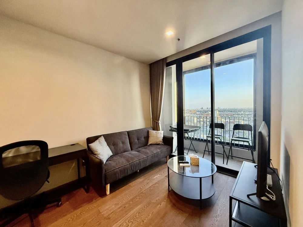 For rent: Ideo Q Sukhumvit 36, ready to move in, fully furnished, great price, book now.