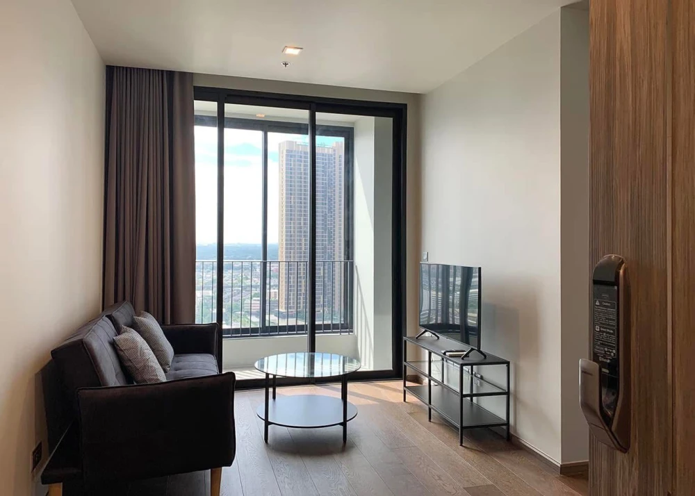 For rent: Ideo Q Sukhumvit 36, ready to move in, fully furnished, great price, book now.