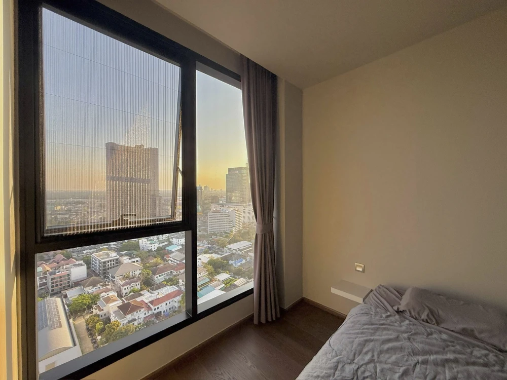For rent: Ideo Q Sukhumvit 36, ready to move in, fully furnished, great price, book now.