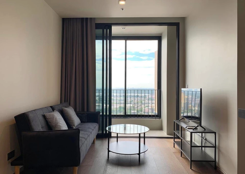 For rent: Ideo Q Sukhumvit 36, ready to move in, fully furnished, great price, book now.