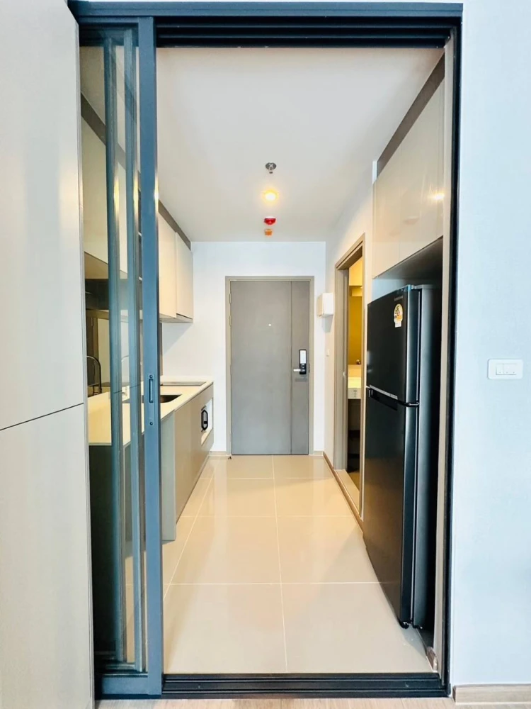 For rent: IDEO RAMA 9–ASOKE 1-bedroom unit, fully furnished. Just bring your suitcase and move in!
