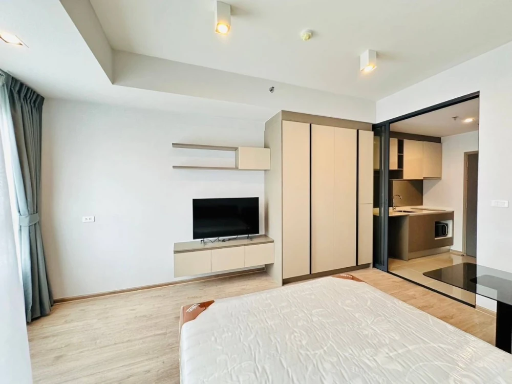 For rent: IDEO RAMA 9–ASOKE 1-bedroom unit, fully furnished. Just bring your suitcase and move in!