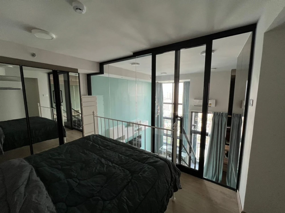 For rent: IDEO RAMA 9–ASOKE, 34th floor, nice room, fully furnished. Interested? Hurry and reserve now!