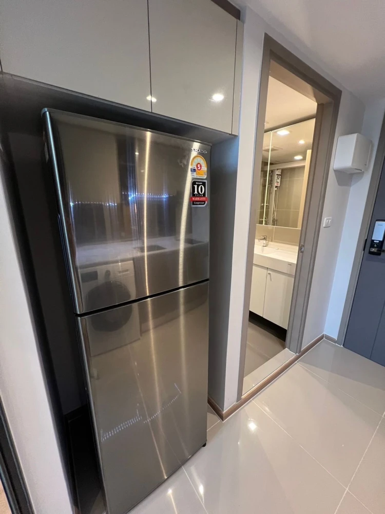 For rent: IDEO RAMA 9–ASOKE, 34th floor, nice room, fully furnished. Interested? Hurry and reserve now!