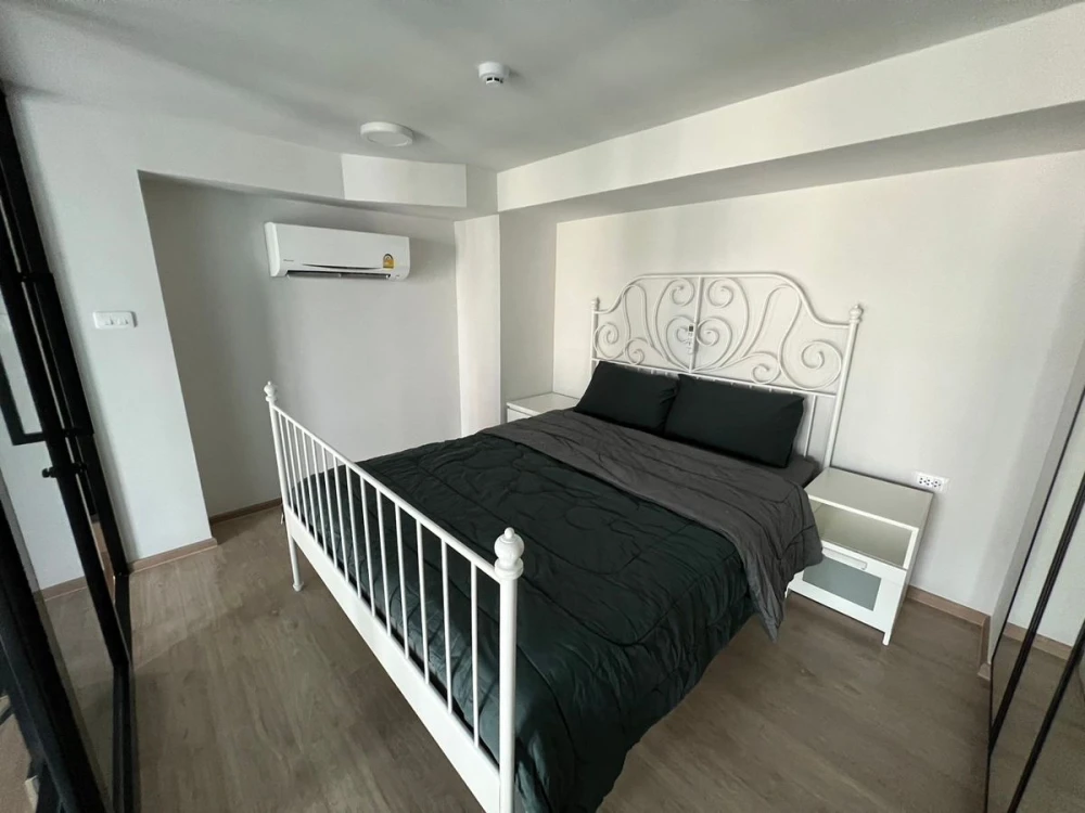 For rent: IDEO RAMA 9–ASOKE, 34th floor, nice room, fully furnished. Interested? Hurry and reserve now!