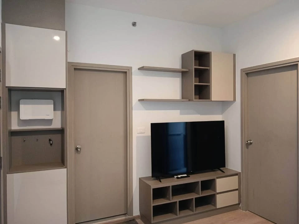 For rent: Ideo rama9 - asoke, spacious room, comfortable, fully furnished + electrical appliances, hurry and book now.