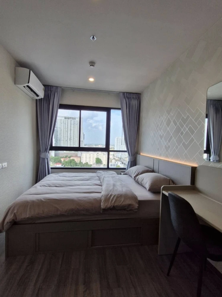 For rent: Ideo Ramkhamhaeng - Lam Sali Station, 1 bedroom, 1 bathroom, built-in furniture, beautiful city view, don't miss it.