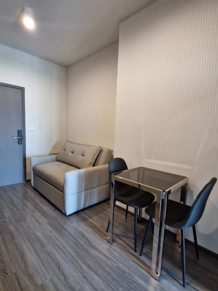 For rent: Ideo Ramkhamhaeng - Lam Sali Station, 1 bedroom, 1 bathroom, built-in furniture, beautiful city view, don't miss it.