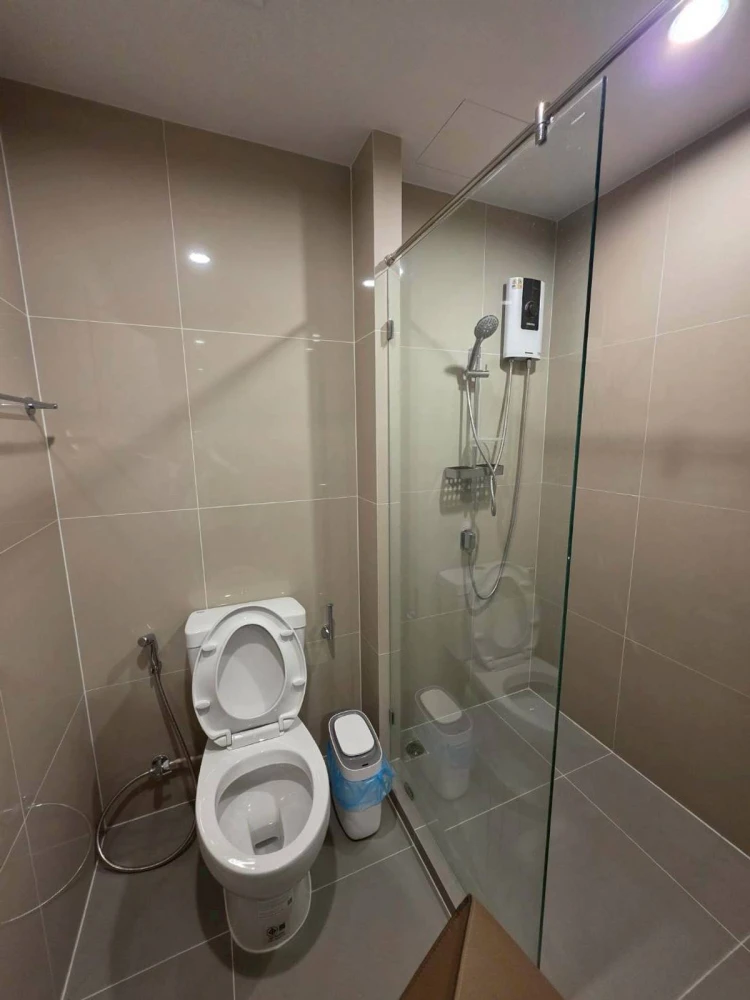 For rent: Ideo Ramkhamhaeng - Lam Sali Station, 10th floor, fully furnished, very livable. Book now!