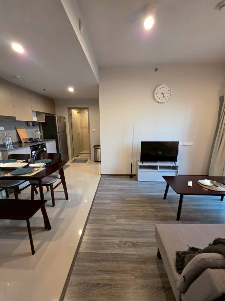 For rent: Ideo Ramkhamhaeng - Lam Sali Station, 10th floor, fully furnished, very livable. Book now!