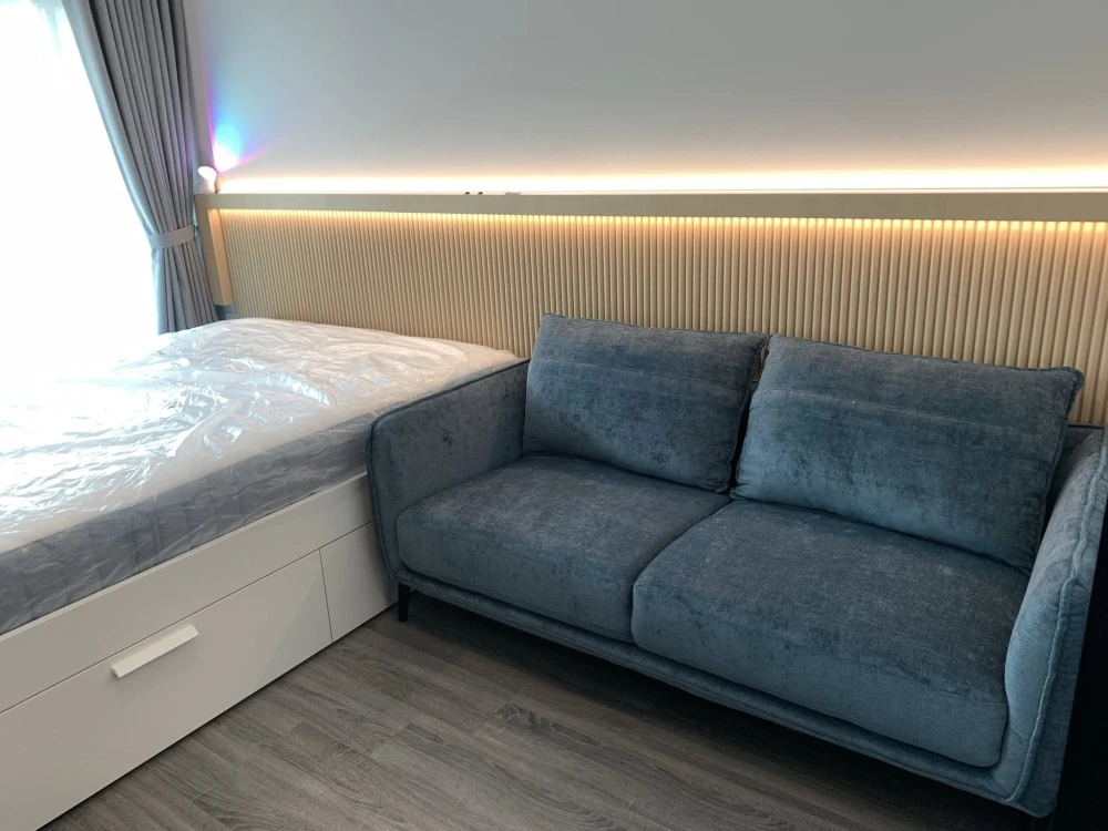 For rent: Ideo Ramkhamhaeng - Lam Sali Station, next to one fire escape, quiet and peaceful, no noise disturbance from neighbors. Don't miss out!