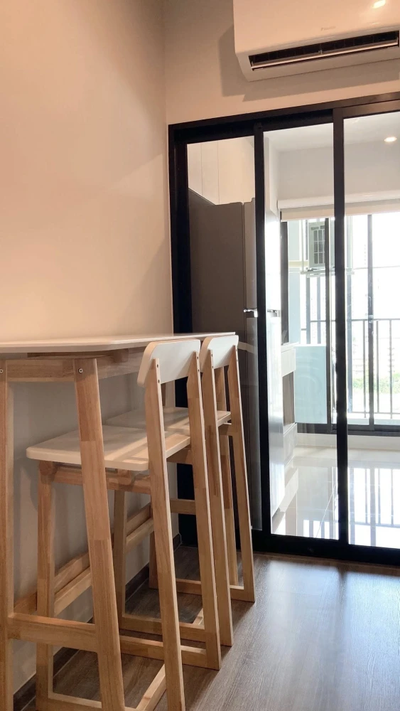 For rent: Ideo Ramkhamhaeng - Lam Sali Station, a nice room, fully furnished, book now.