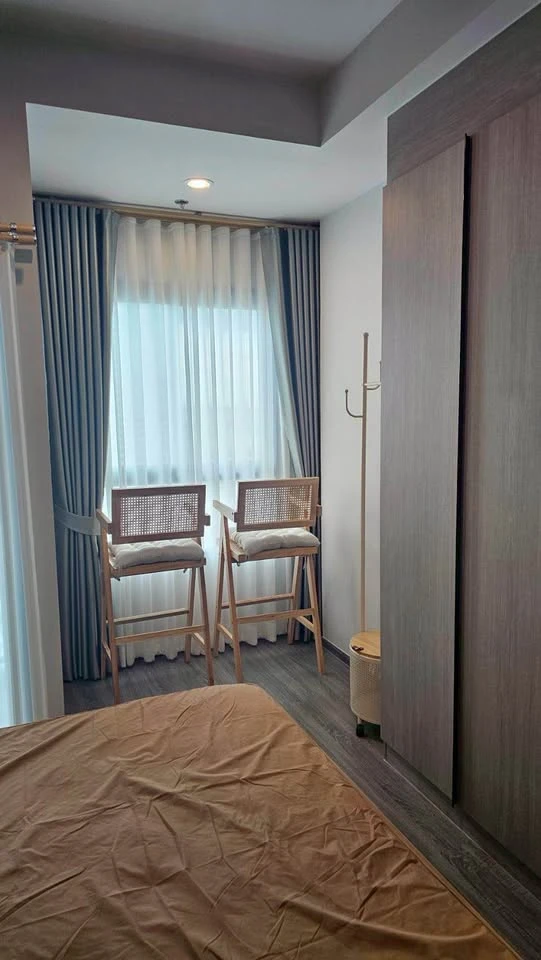 For rent: Ideo Ramkhamhaeng - Lam Sali Station, a nice room, comes with complete furniture and electrical appliances, just bring your bags and move in