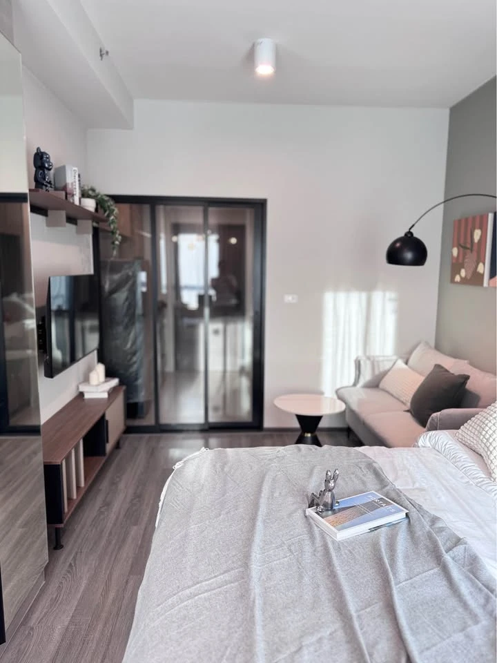 For rent: Ideo Ramkhamhaeng - Lam Sali Station, beautiful room, fully furnished, reserve now.