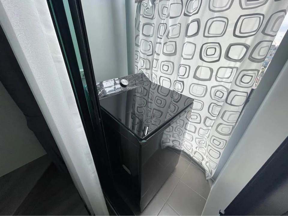 For rent: Ideo Ramkhamhaeng - Lam Sali Station, beautifully decorated unit on the 32nd floor with BTS view. Book today! Don't wait!